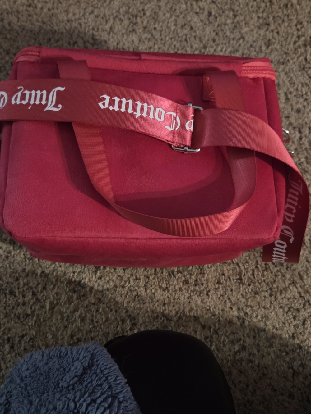 Juicy Couture Hot Pink Heart-Embellished Insulated Lunch Tote Bag - Picture 5 of 11